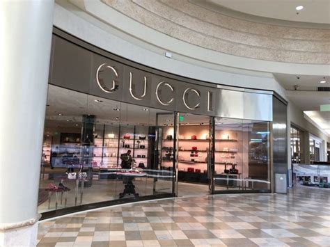 gucci town center.